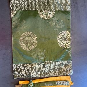 Elegant Yellow and Green Placemat Set of 6